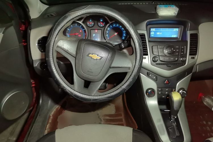 Used Chevrolet Cruze 2011 1.8L SE Automatic Steering Wheel