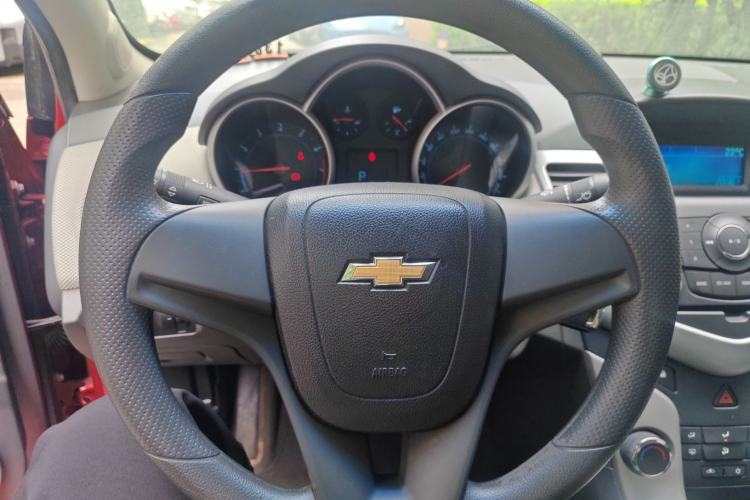 Used Chevrolet Cruze 2011 1.8L SE Automatic Steering Wheel