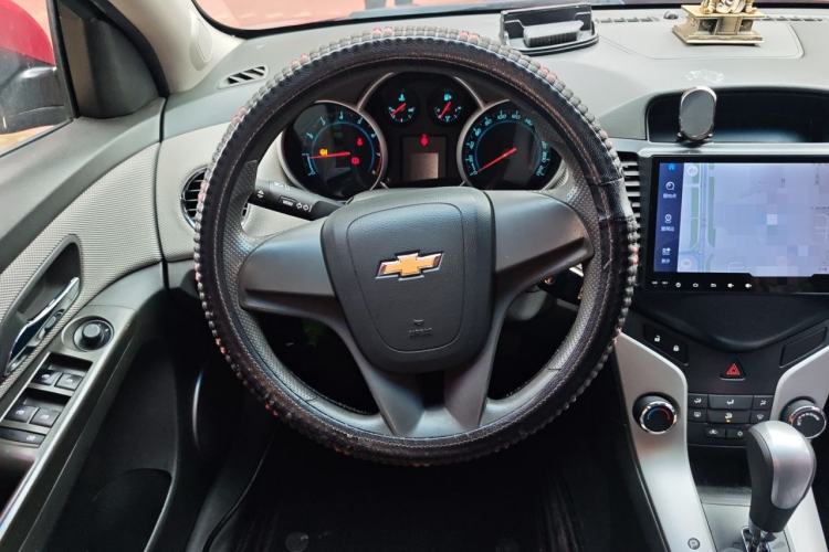 Used Chevrolet Cruze 2011 1.6L SE Automatic Steering Wheel