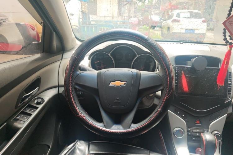Used Chevrolet Cruze 2011 1.6L SL Grand Touring Edition Automatic Steering Wheel