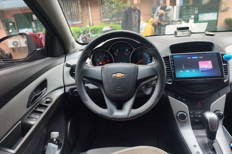 Used Chevrolet Cruze 2011 1.6L SE Automatic Steering Wheel