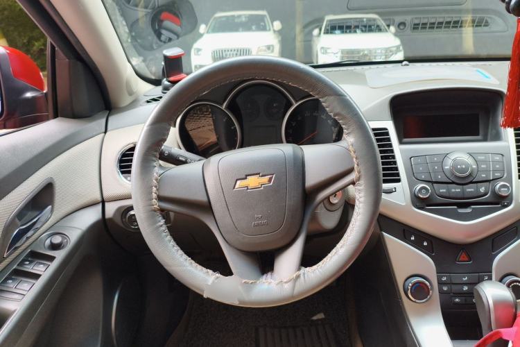 Used Chevrolet Cruze 2011 1.8L SE Automatic Steering Wheel