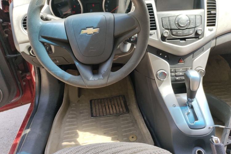 Used Chevrolet Cruze 2011 1.8L SE Automatic Steering Wheel