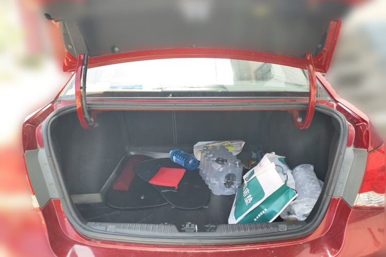 Used Chevrolet Cruze 2011 1.6L SE Automatic Trunk