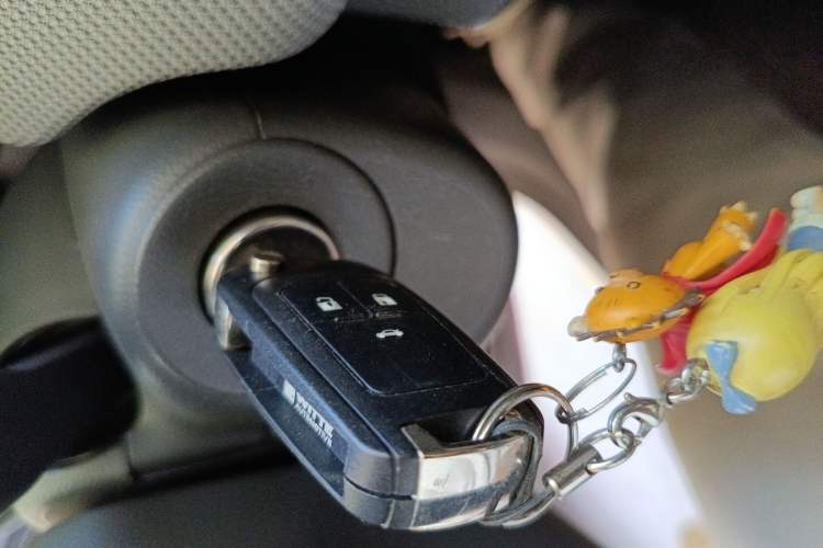 Used Chevrolet Cruze 2011 1.8L SE Automatic Vehicle Key