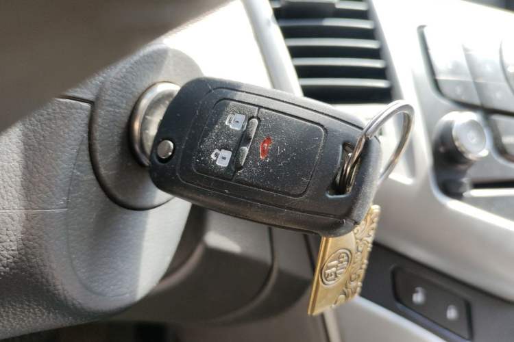 Used Chevrolet Cruze 2011 1.8L SE Automatic Vehicle Key