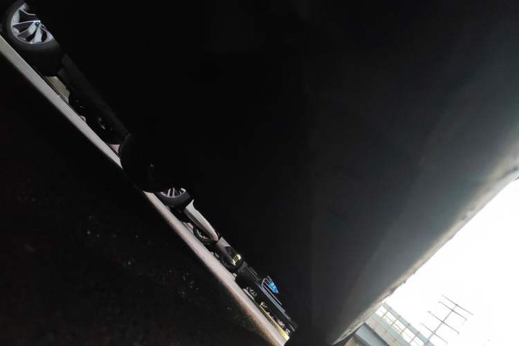 Used Chevrolet Cruze 2011 1.8L SX Automatic Transmission Chassis Front Left