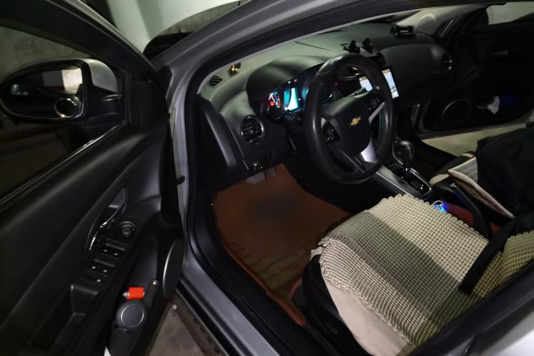 Used Chevrolet Cruze 2011 1.8L SX Automatic Transmission Driver Seat