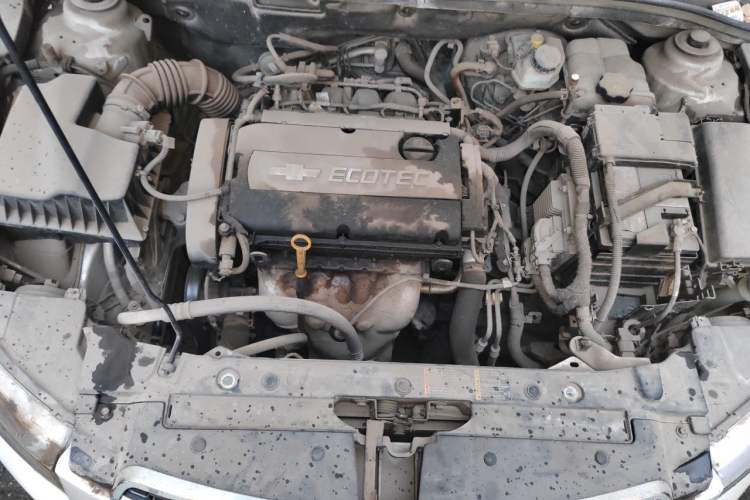Used Chevrolet Cruze 2011 1.8L SX Automatic Transmission Engine Bay