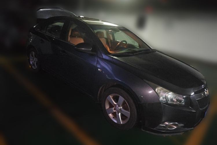 Used Chevrolet Cruze 2011 1.8L SE Automatic Front Right 45 Deg
