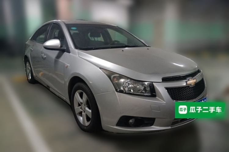 Used Chevrolet Cruze 2011 1.6L SL Grand Touring Edition Automatic Front Right 45 Deg