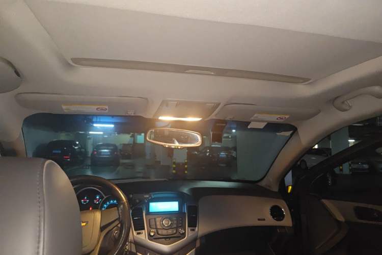 Used Chevrolet Cruze 2011 1.8L SE Automatic Headliner