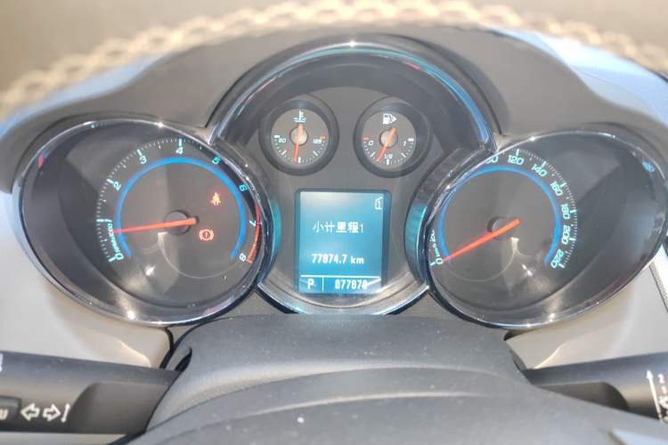 Used Chevrolet Cruze 2011 1.8L SX Automatic Transmission Instrument Cluster