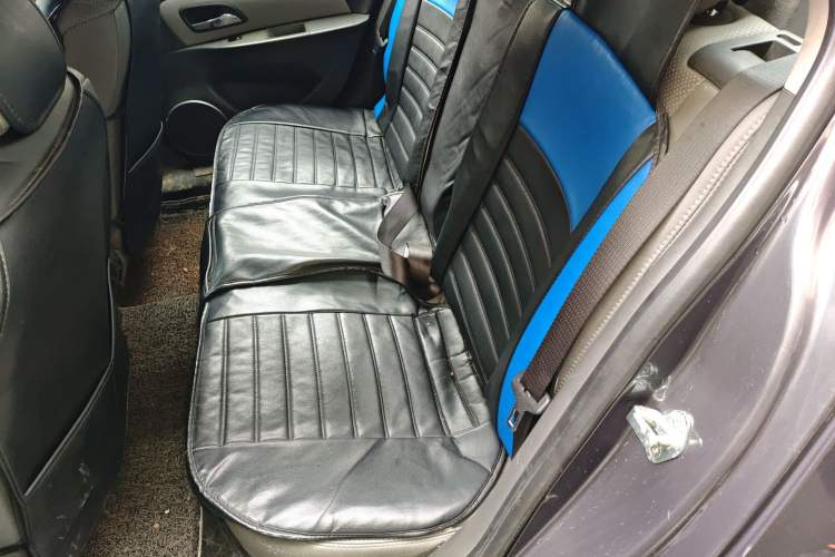 Used Chevrolet Cruze 2011 1.6L SE MT Transformers Edition Left Rear Seat