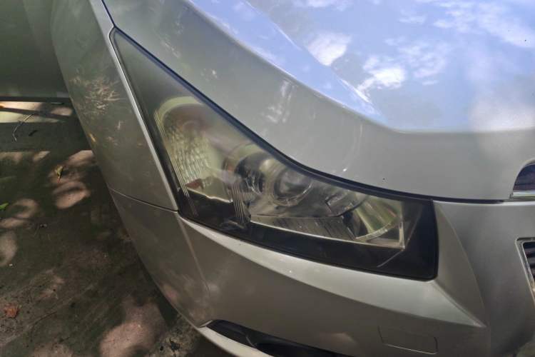 Used Chevrolet Cruze 2011 1.6T SE MT Transformers Edition Right Front Headlight