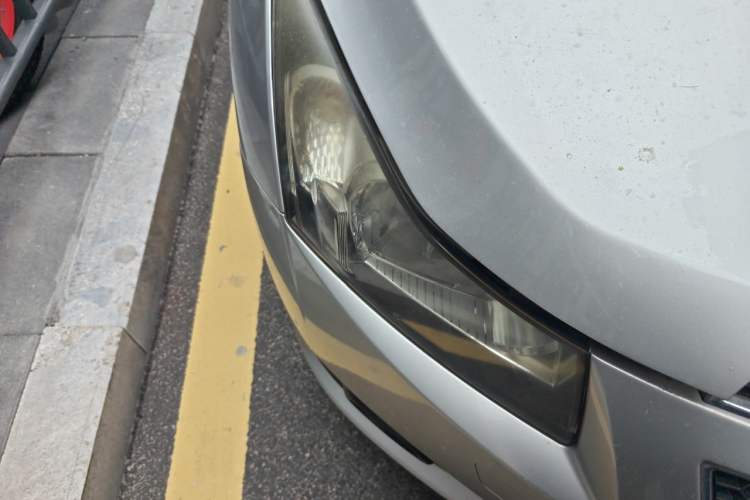 Used Chevrolet Cruze 2011 1.6L SE Automatic Right Front Headlight