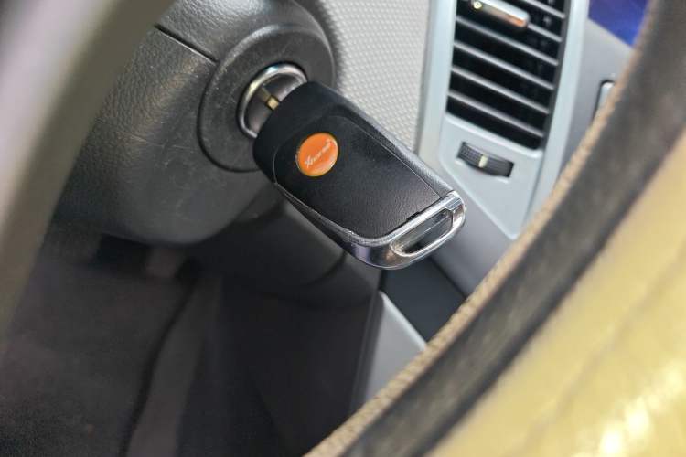 Used Chevrolet Cruze 2011 1.6L SE Automatic Vehicle Key