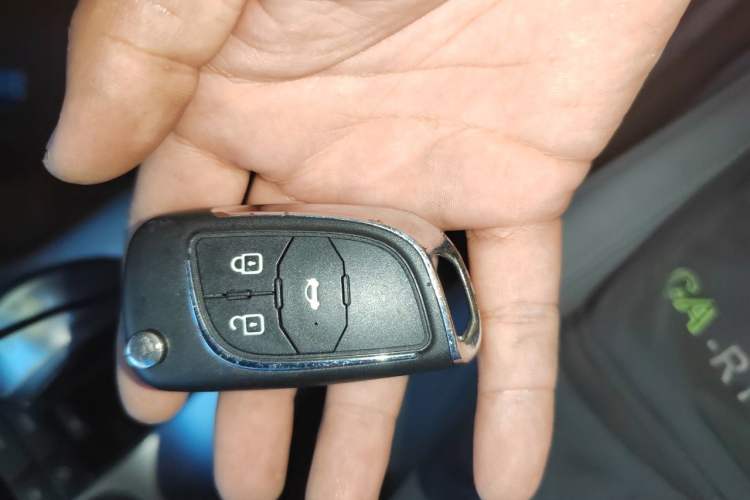 Used Chevrolet Cruze 2011 1.8L SX Automatic Transmission Vehicle Key