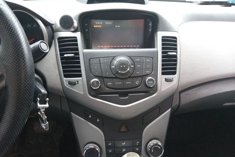 Used Chevrolet Cruze 2011 1.8L SE Automatic Audio And AC Panel