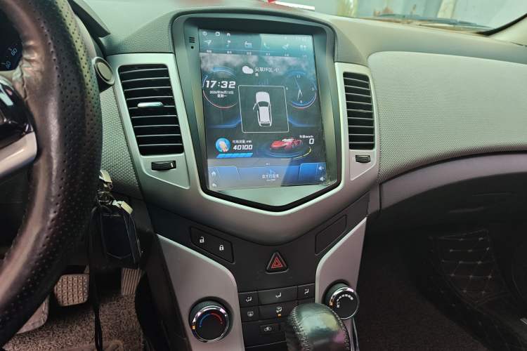 Used Chevrolet Cruze 2011 1.8L SE Automatic Audio And AC Panel