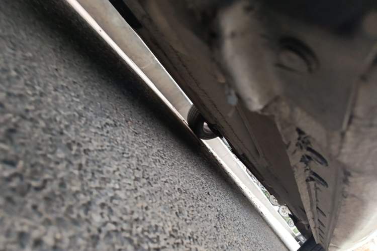 Used Chevrolet Cruze 2011 1.8L SE Automatic Chassis Front Left