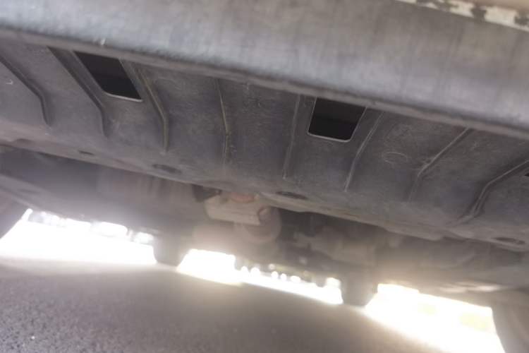 Used Chevrolet Cruze 2011 1.6T SE MT Chassis Front