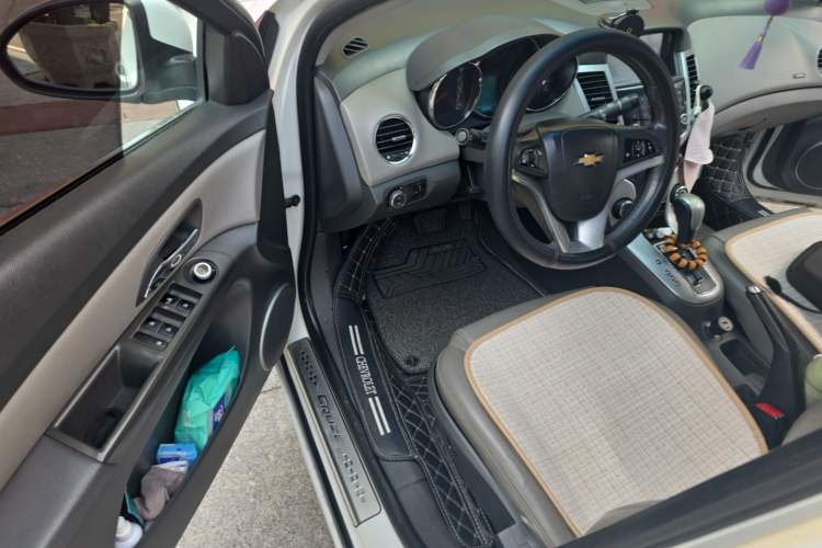 Used Chevrolet Cruze 2011 1.8L SX Automatic Transmission Driver Seat