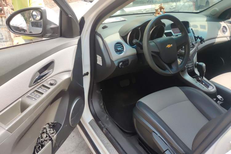 Used Chevrolet Cruze 2011 1.6L SE Automatic Driver Seat