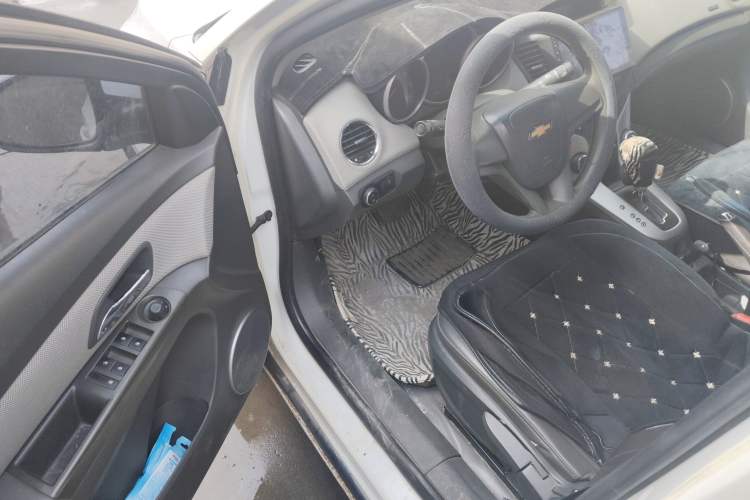 Used Chevrolet Cruze 2011 1.6L SE Automatic Driver Seat