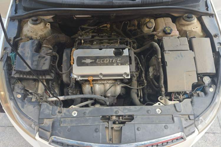 Used Chevrolet Cruze 2011 1.8L SX Automatic Transmission Engine Bay