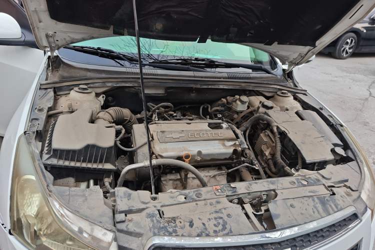 Used Chevrolet Cruze 2011 1.8L SE Automatic Engine Bay
