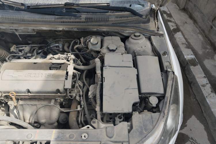 Used Chevrolet Cruze 2011 1.6L SE Automatic Engine Bay Left