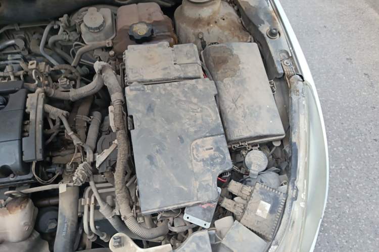 Used Chevrolet Cruze 2011 1.8L SE Automatic Engine Bay Left