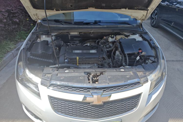 Used Chevrolet Cruze 2011 1.6L SE Automatic Engine Bay