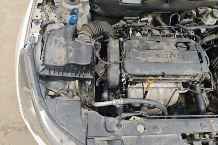 Used Chevrolet Cruze 2011 1.8L SX Automatic Transmission Engine Bay Right