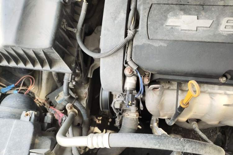 Used Chevrolet Cruze 2011 1.6L SE Automatic Engine Bay Right