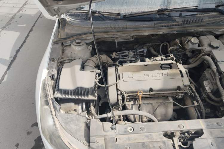 Used Chevrolet Cruze 2011 1.6L SE Automatic Engine Bay Right