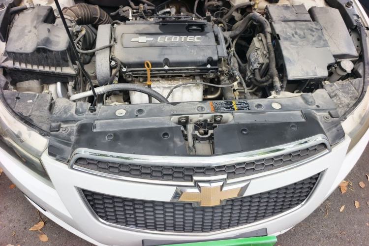 Used Chevrolet Cruze 2011 1.8L SE Automatic Engine Bay
