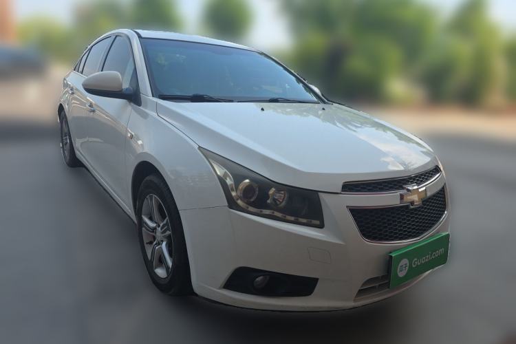 Used Chevrolet Cruze 2011 1.8L SX Automatic Transmission Front Right 45 Deg