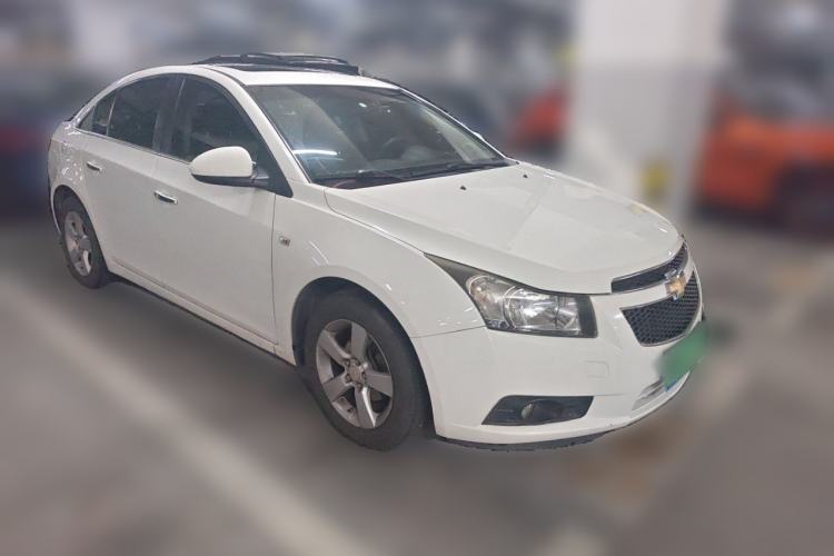 Used Chevrolet Cruze 2011 1.8L SX Automatic Transmission Front Right 45 Deg