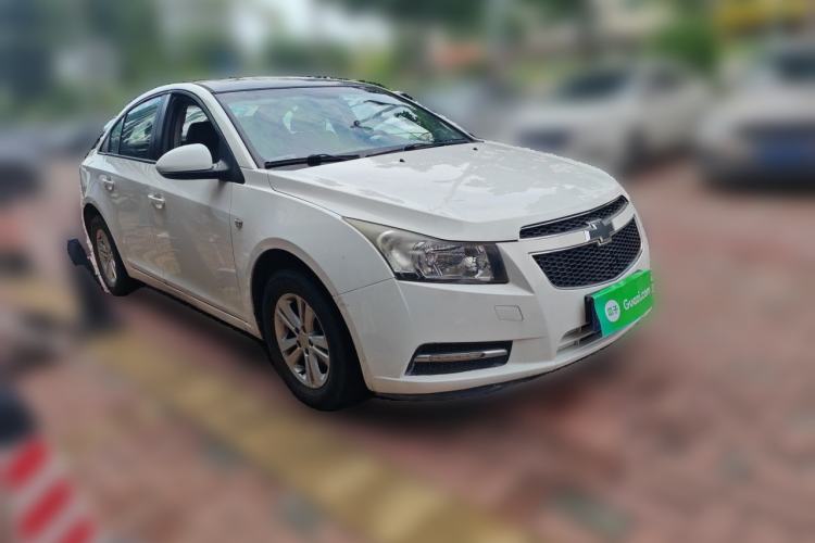 Used Chevrolet Cruze 2011 1.6L SL MT Front Right 45 Deg