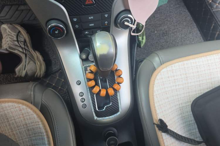 Used Chevrolet Cruze 2011 1.8L SX Automatic Transmission Gear Lever