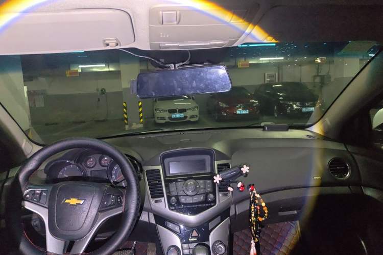 Used Chevrolet Cruze 2011 1.8L SX Automatic Transmission Headliner