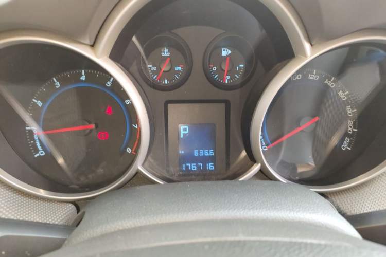 Used Chevrolet Cruze 2011 1.6L SE Automatic Instrument Cluster