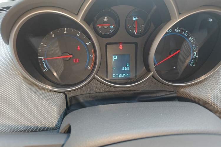 Used Chevrolet Cruze 2011 1.8L SE Automatic Instrument Cluster