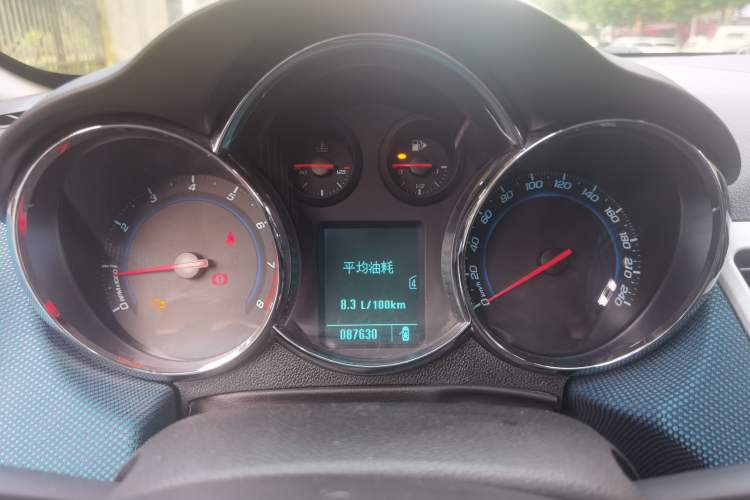 Used Chevrolet Cruze 2011 1.6T SE MT Instrument Cluster
