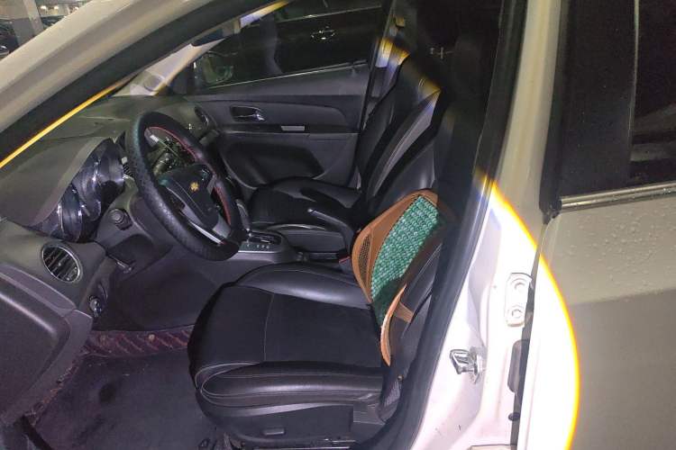 Used Chevrolet Cruze 2011 1.8L SX Automatic Transmission Left Front Seat