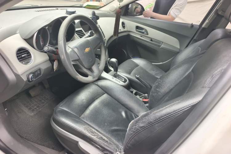 Used Chevrolet Cruze 2011 1.8L SE Automatic Left Front Seat