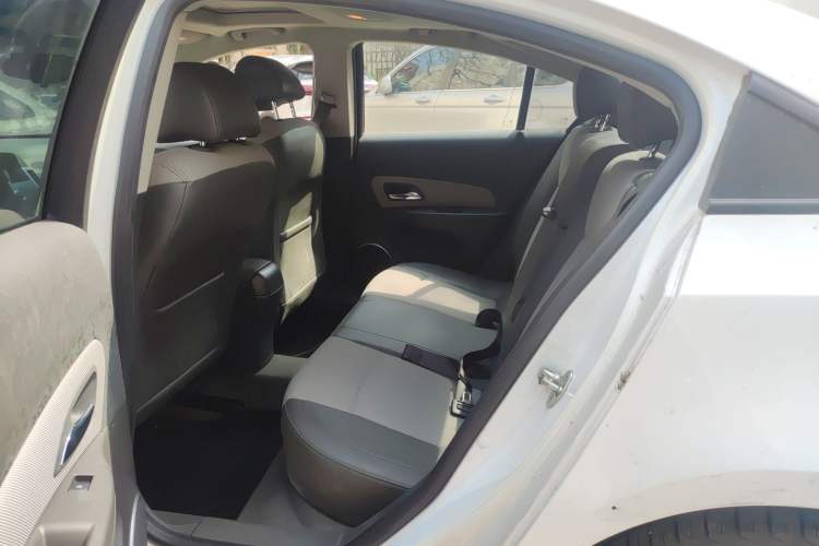 Used Chevrolet Cruze 2011 1.6L SE Automatic Left Rear Seat