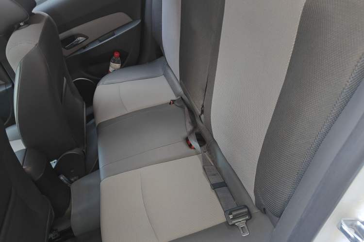 Used Chevrolet Cruze 2011 1.8L SE Automatic Left Rear Seat
